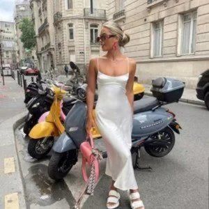 Zara Satin Effect Cut Out Dress White 2662/840/250 Size M